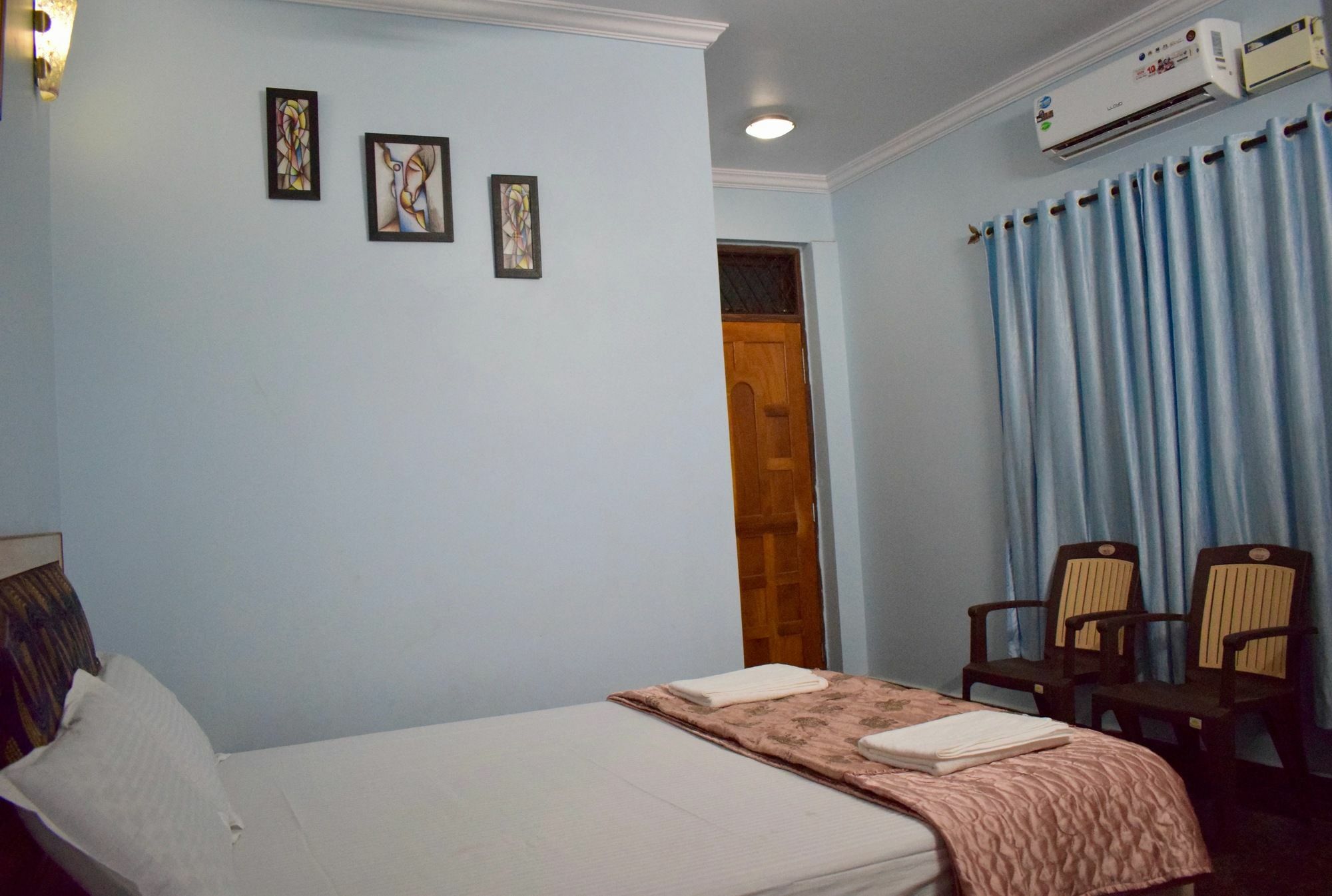 Oyo 15626 The Sovva 3* Morjim