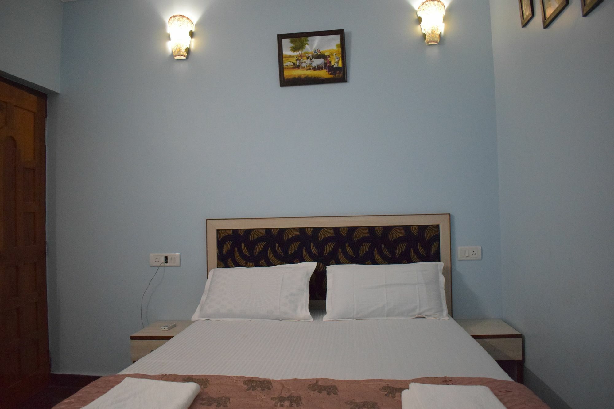 Oyo 15626 The Sovva Hotel Morjim